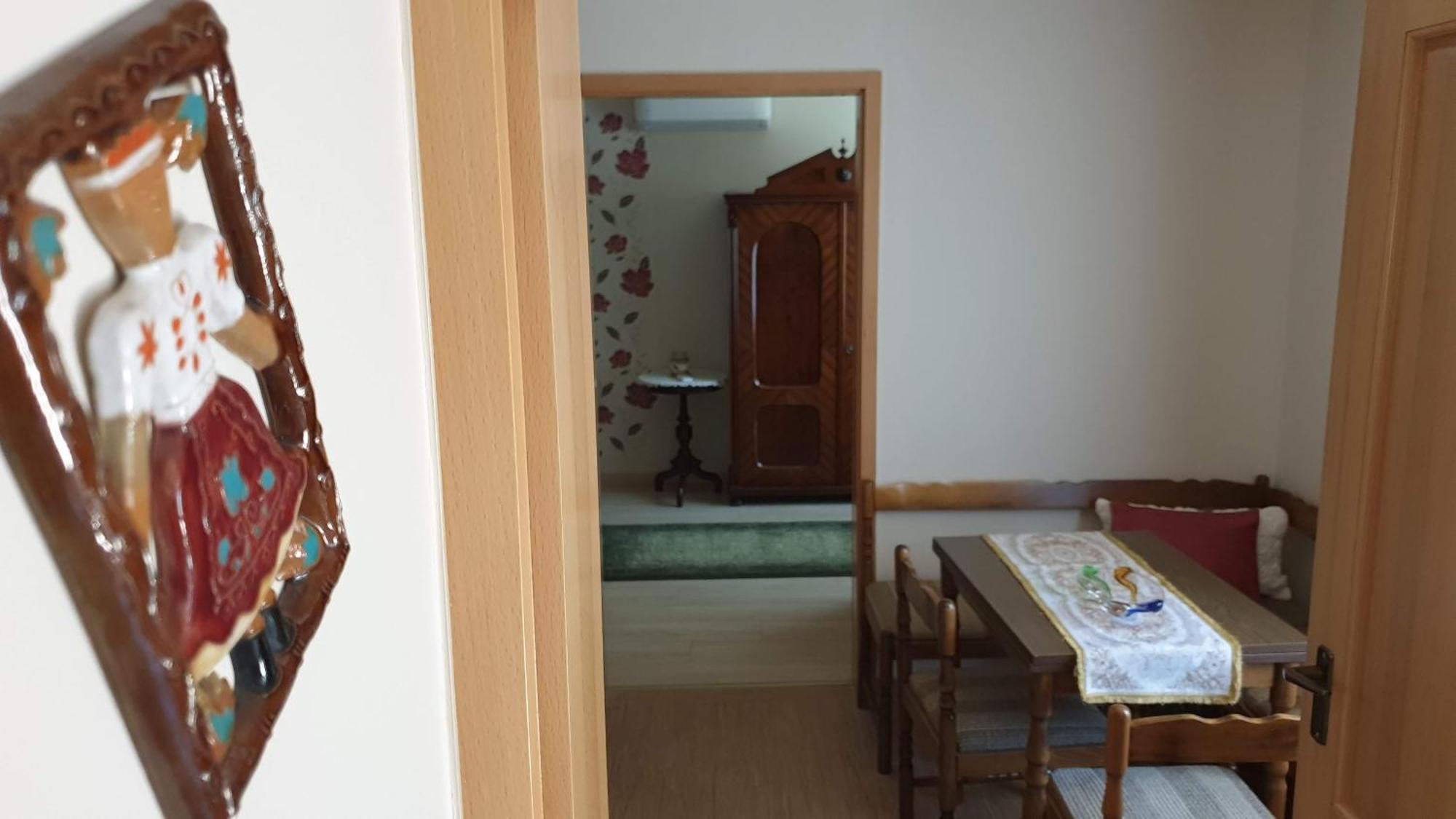 Hajdúszoboszló Keller Apartmanok חדר תמונה