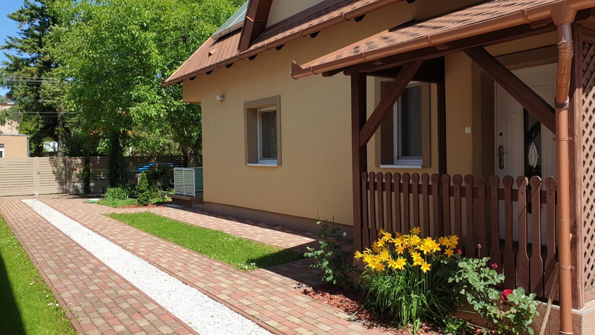 Hajdúszoboszló Keller Apartmanok חדר תמונה